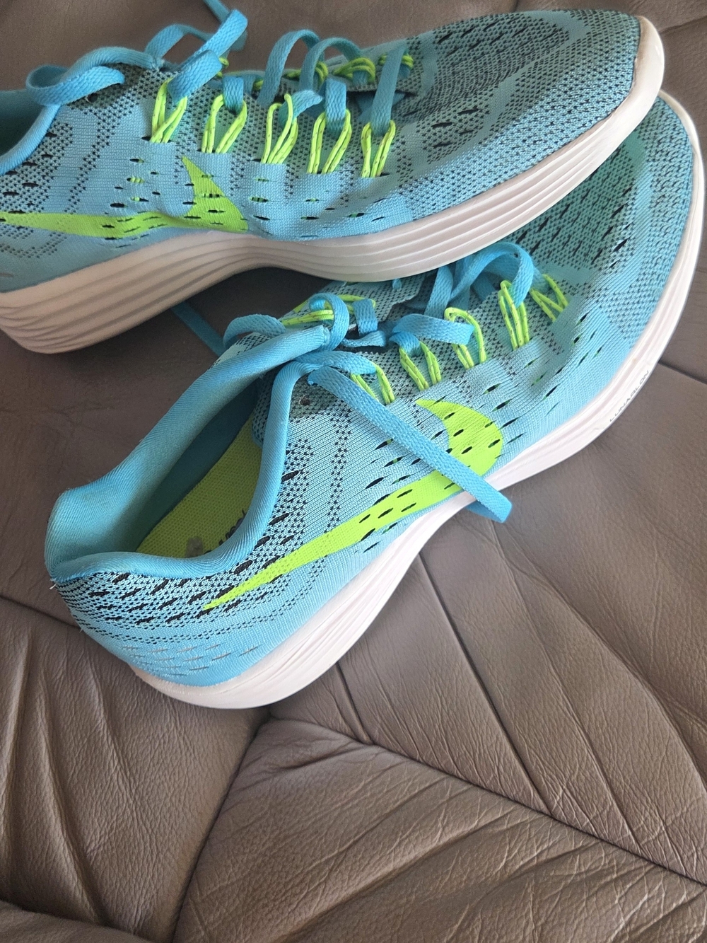 New Women’s Light Blue Nike Running Shoes with Neon Green Accents